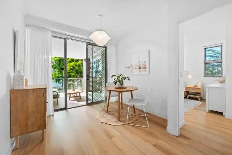 Fifth view of Homely apartment listing, 3/2 Gaven Crescent, Mermaid Beach QLD 4218