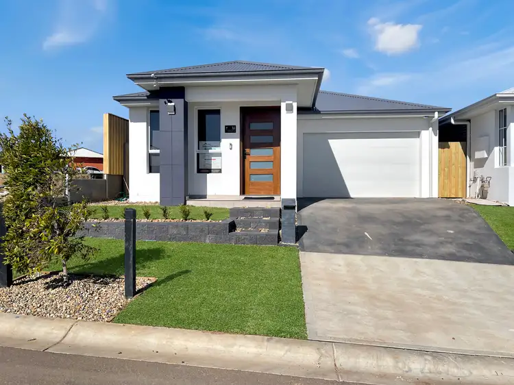 16 Ruthven Street, Airds NSW 2560