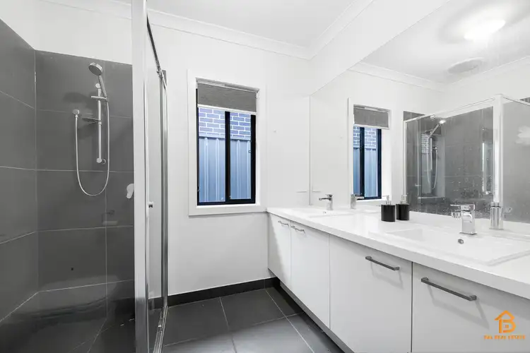Fifth view of Homely house listing, 18 Rio Way, Truganina VIC 3029