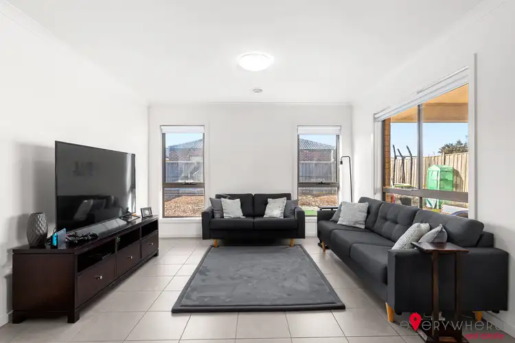 Second view of Homely house listing, 6 Rider Court, Tarneit VIC 3029