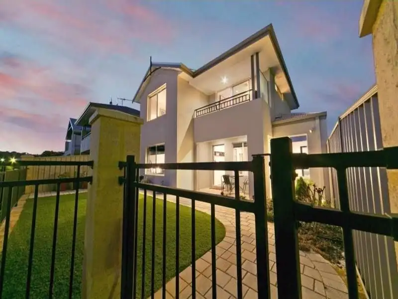 Main view of Homely house listing, 26 Francois Lane, Lake Coogee WA 6166