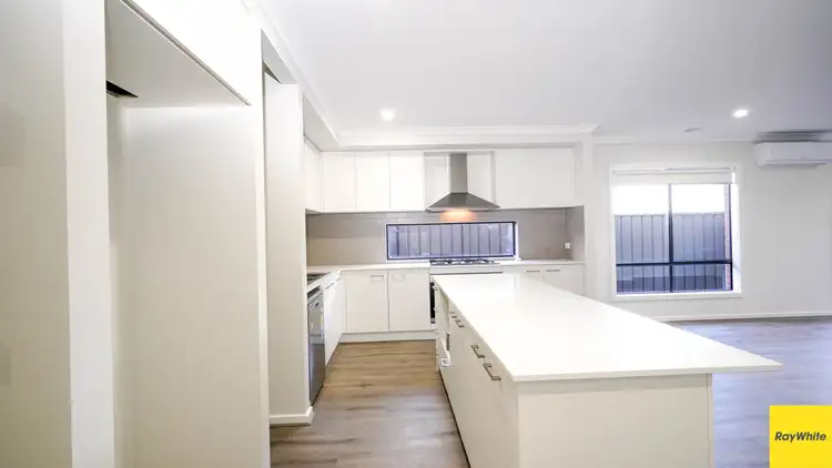 Fifth view of Homely house listing, 7 Ivory Street, Cobblebank VIC 3338