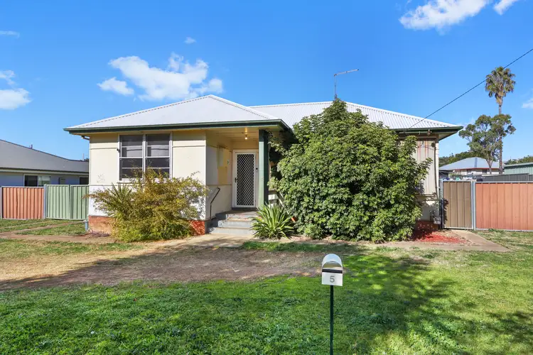 5 Susanne Street, Tamworth NSW 2340