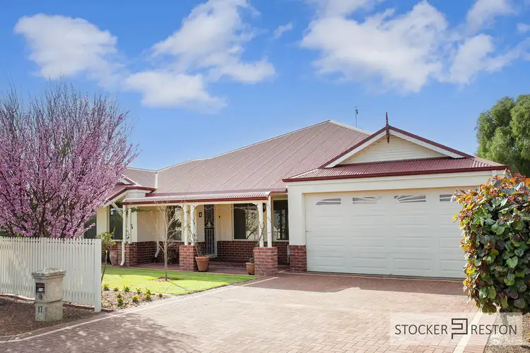 17 Beachgrove Place, Geographe WA 6280