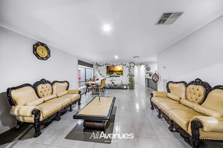 Fifth view of Homely house listing, 3 Wanstead Way, Cranbourne West VIC 3977