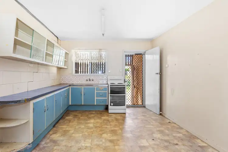 Seventh view of Homely semi-detached listing, 1&2/321 Blanchfield Street, Koongal QLD 4701