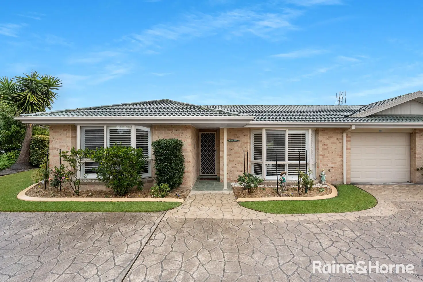 Main view of Homely villa listing, 19/1 Davenport Road, Shoalhaven Heads NSW 2535