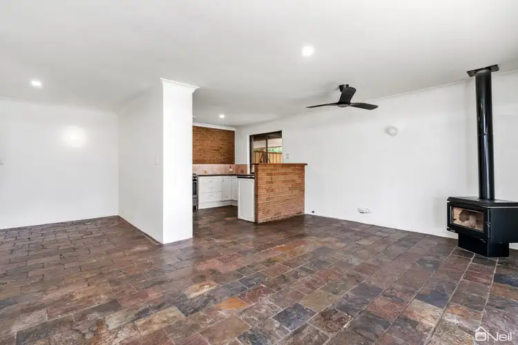 Seventh view of Homely house listing, 80 Excalibur Circle, Camillo WA 6111