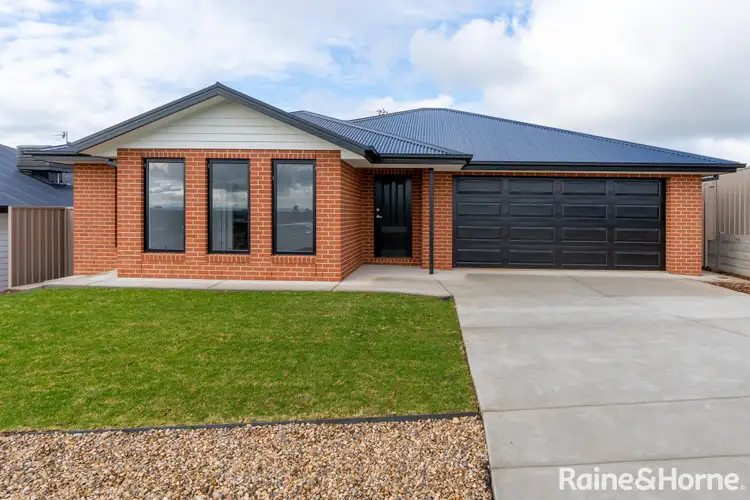 1 Stretton Way, Lloyd NSW 2650