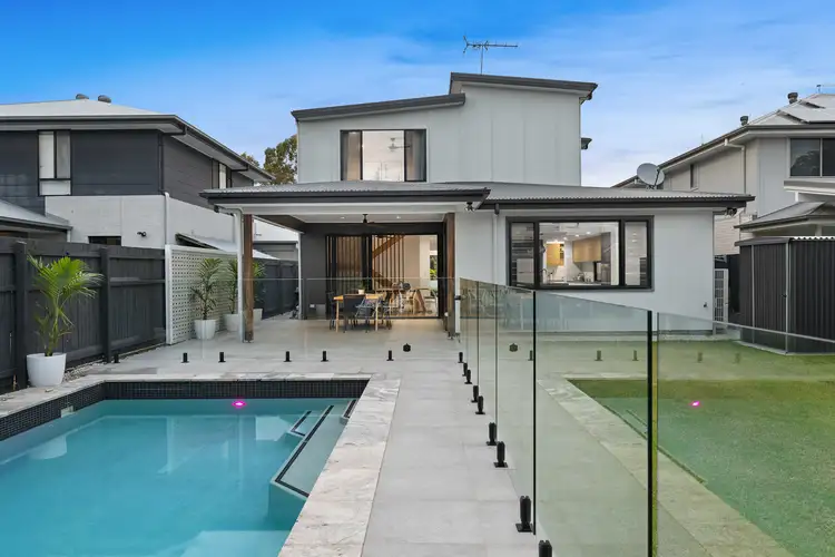 Second view of Homely house listing, 10 Manchester Street, Gumdale QLD 4154