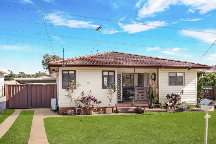 32 Weber Crescent, Emerton NSW 2770