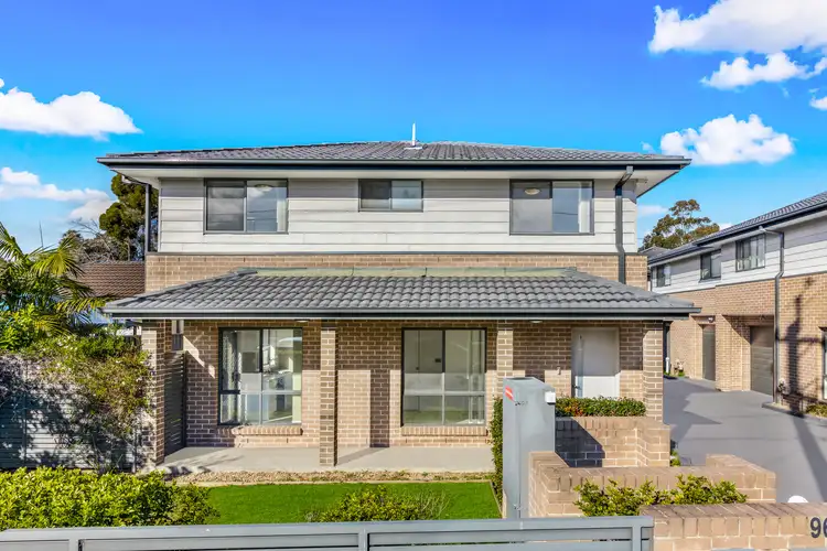 8/96 Adelaide Street, Oxley Park NSW 2760