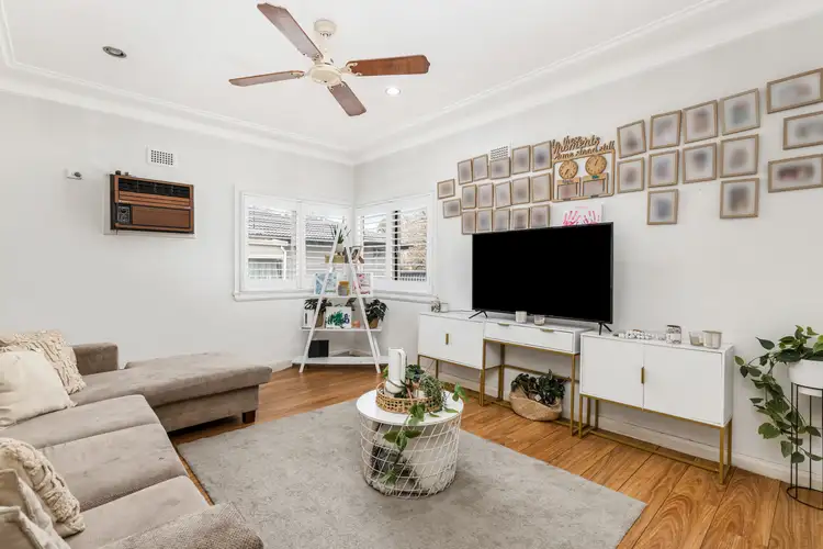 29 Great Western Highway, Oxley Park NSW 2760
