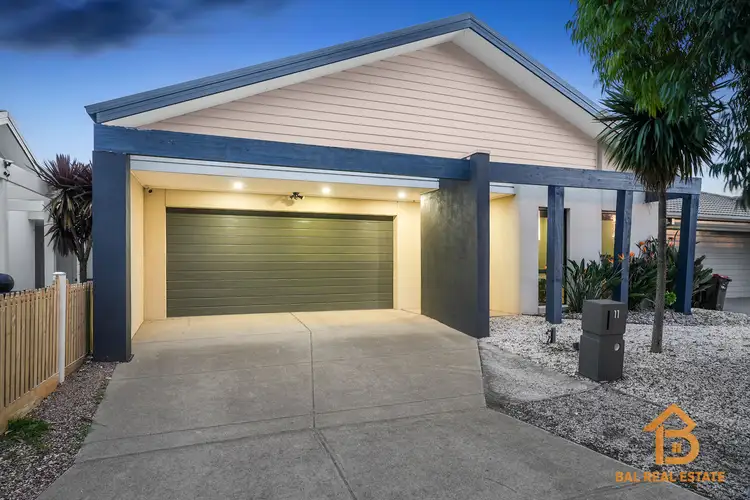 11 Cooma Place, Burnside Heights VIC 3023