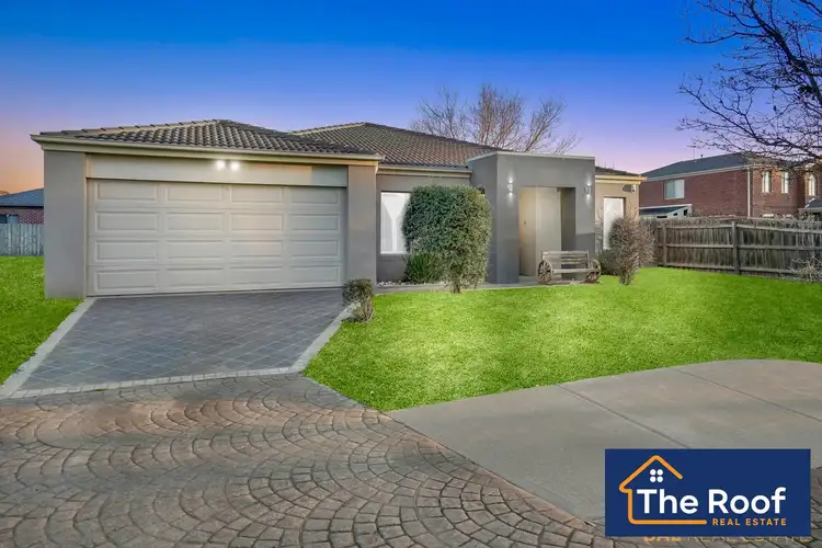 Second view of Homely house listing, 8 Tangelo Terrace, Werribee VIC 3030