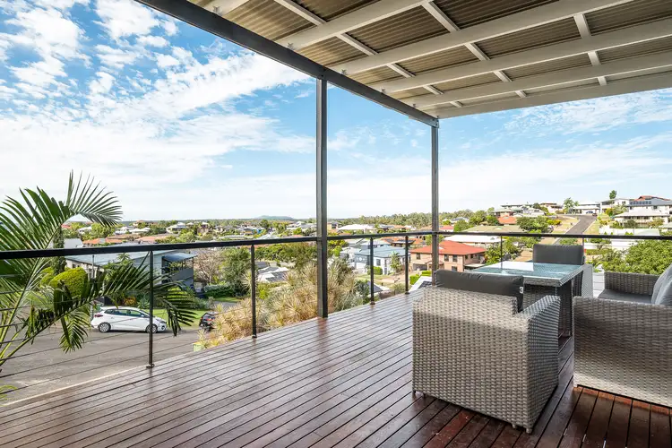 5 Portia Close, Eatons Hill QLD 4037