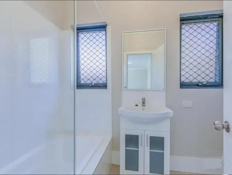 Sixth view of Homely unit listing, 8/5 Turner Place, Kelmscott WA 6111