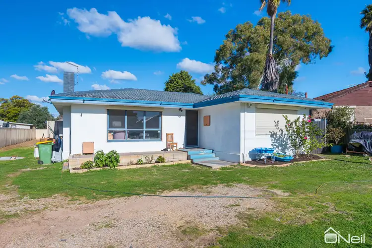 22 Ward Crescent, Kelmscott WA 6111