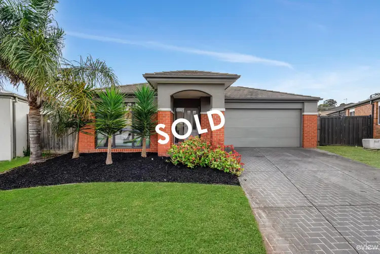 31 Kosta Boda Boulevard, Pakenham VIC 3810