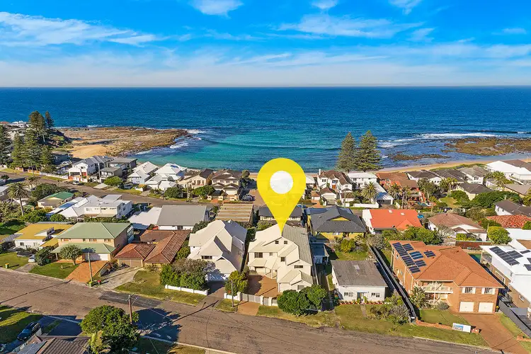 12 Currawong Street, Blue Bay NSW 2261