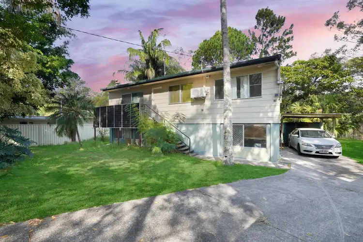 42 Woomera Crescent, Southport QLD 4215