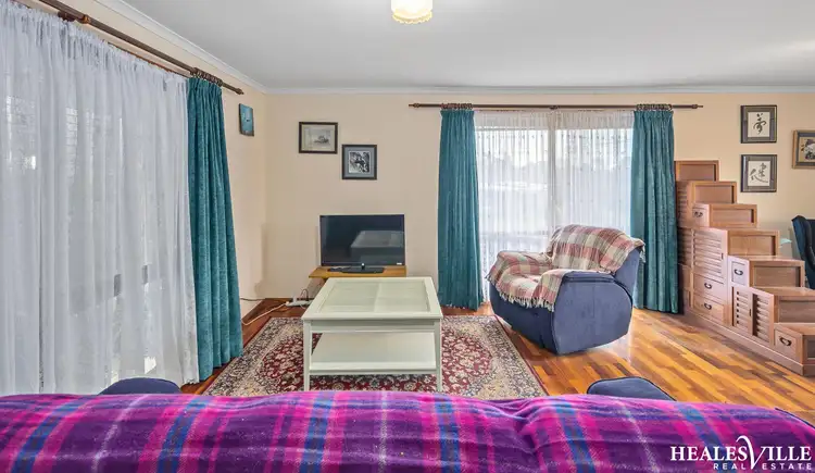 Fifth view of Homely house listing, 21 Wyuna Walk, Mooroolbark VIC 3138