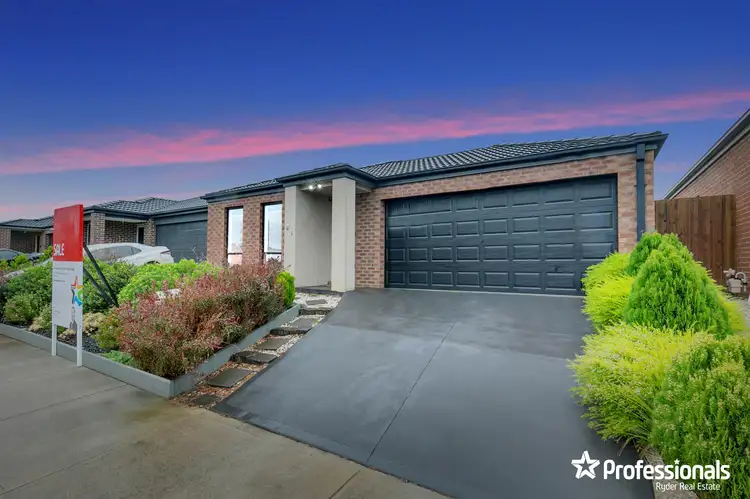 21 Mandurah Crescent, Harkness VIC 3337