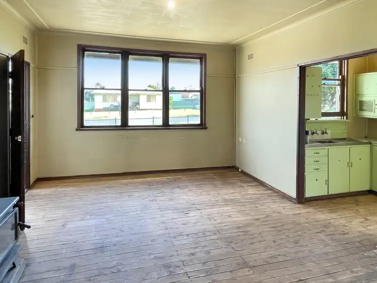 Fifth view of Homely house listing, 1 Curtin Street, Griffith NSW 2680