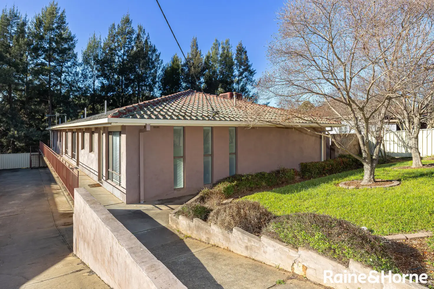 Main view of Homely house listing, 4/125 Lake Albert Road, Kooringal NSW 2650