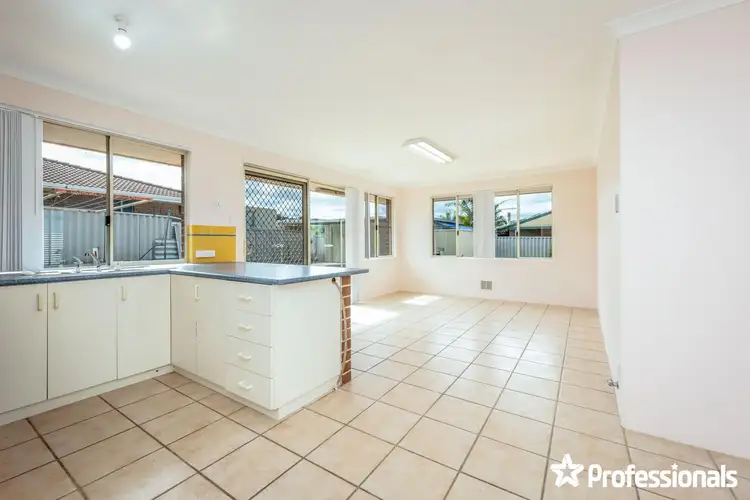 Second view of Homely house listing, 10 Thames Drive, Cape Burney WA 6532