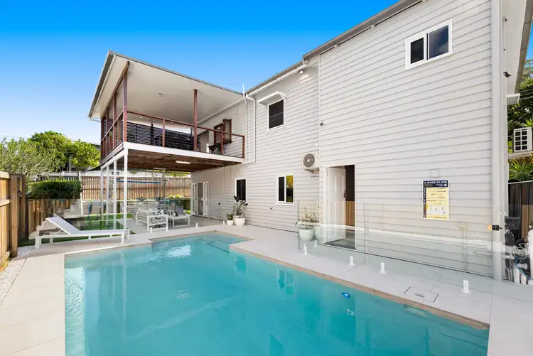 25 Ayr Street, Morningside QLD 4170