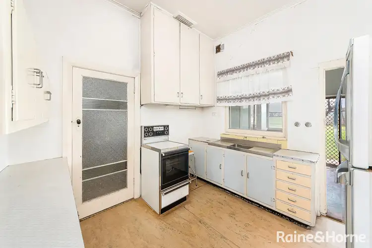 Fifth view of Homely house listing, 5 Sandergrove Road, Strathalbyn SA 5255