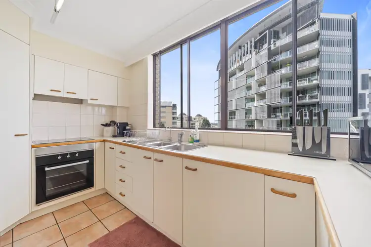 Fifth view of Homely apartment listing, 17/83 O'Connell Street, Kangaroo Point QLD 4169