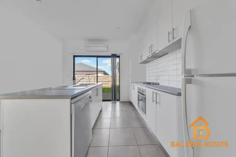 Sixth view of Homely house listing, 9/16 Chevron Street, Tarneit VIC 3029