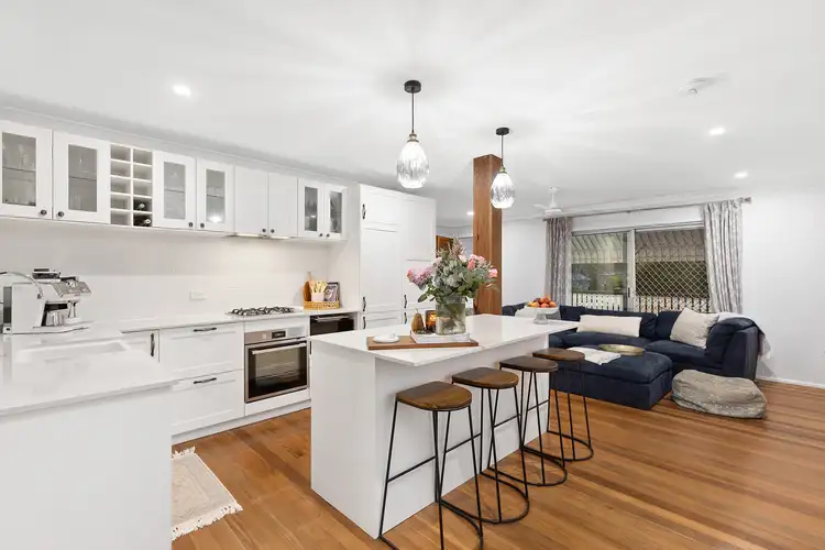 16 Bringelly Street, Arana Hills QLD 4054
