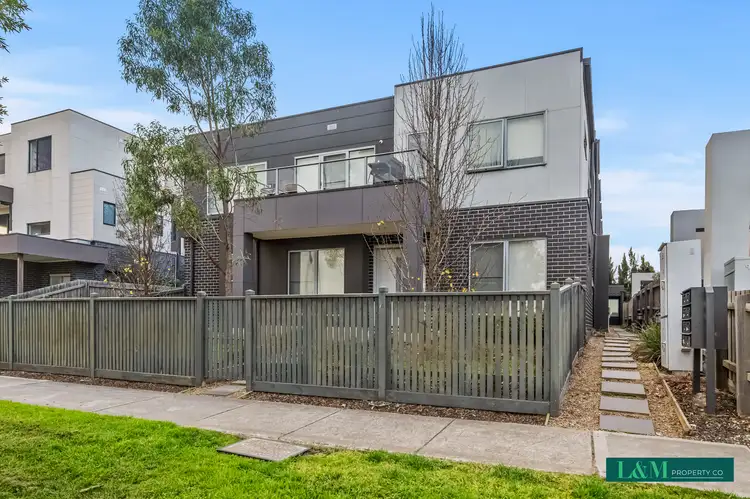 Main view of Homely townhouse listing, 5/98 Snell Grove, Oak Park VIC 3046