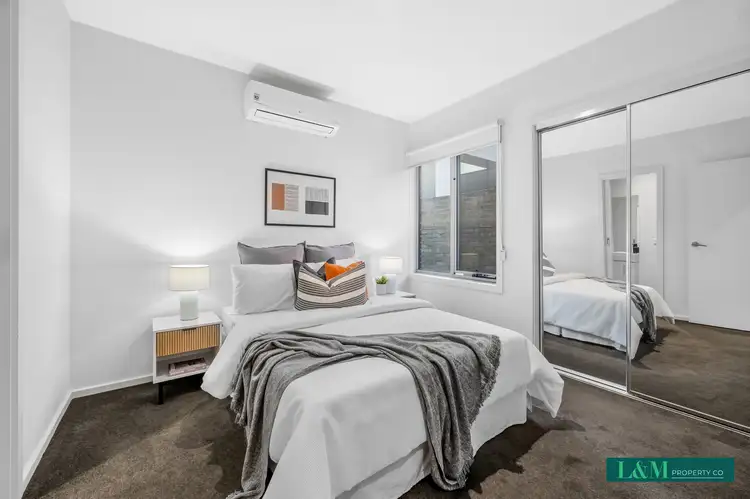 Second view of Homely townhouse listing, 5/98 Snell Grove, Oak Park VIC 3046