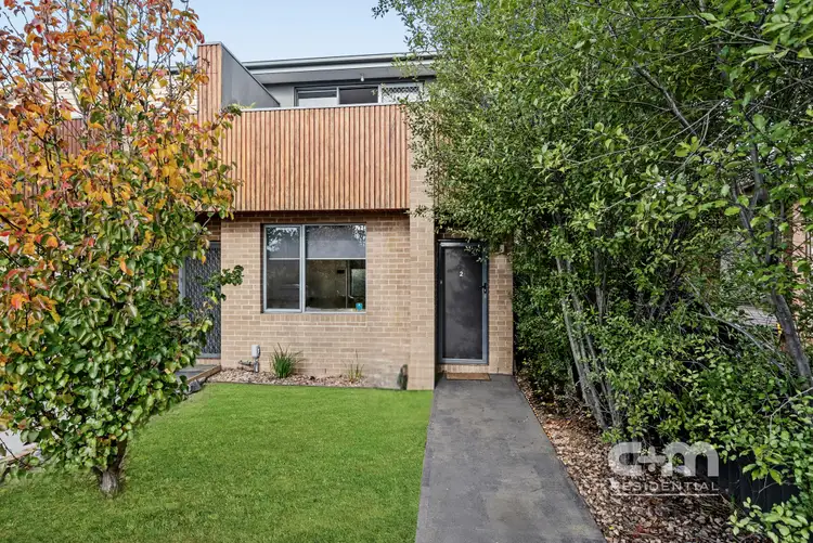 Main view of Homely townhouse listing, 2/17 Eileen Street, Hadfield VIC 3046