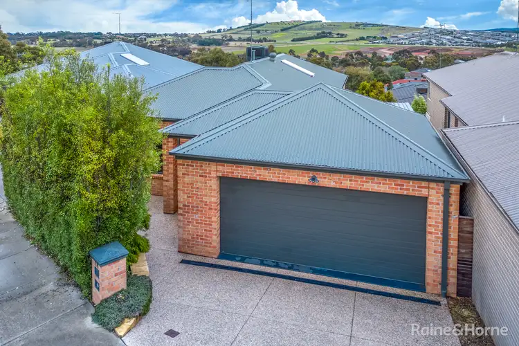18 The Mews, Sunbury VIC 3429