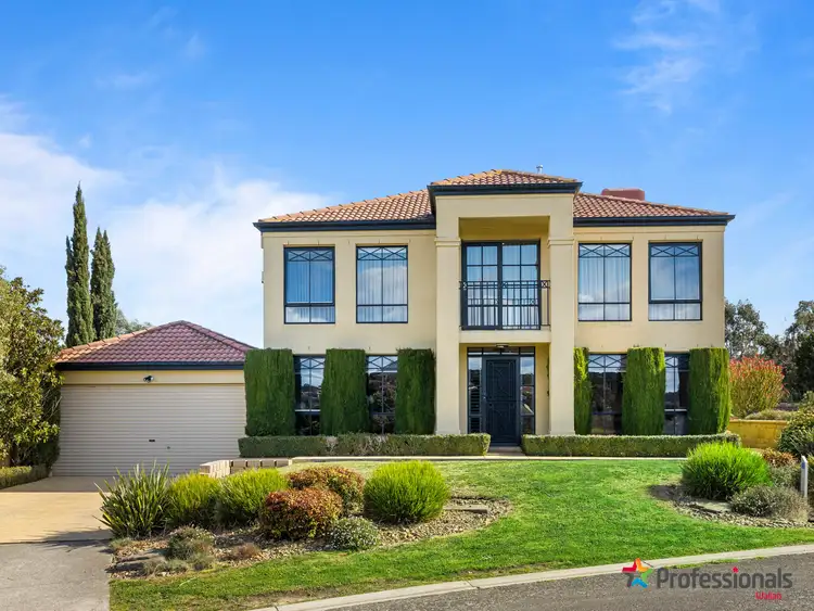 Second view of Homely house listing, 3 Lakeview Close, Hidden Valley VIC 3756