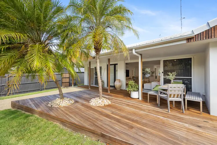 16 Resolute Street, Sunrise Beach QLD 4567