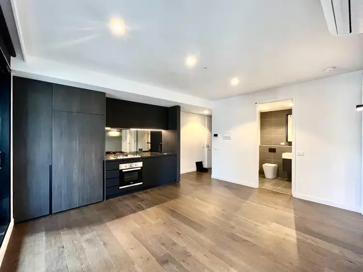 2B2B/45 Dudley St, West Melbourne VIC 3003