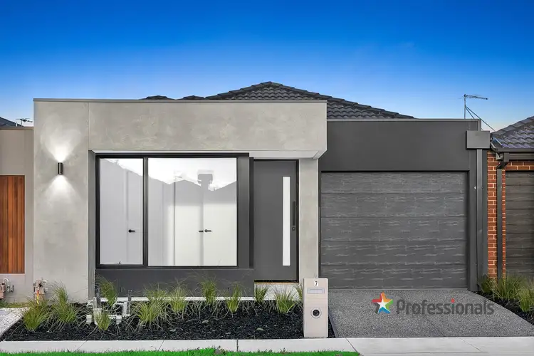 7 Wattle Street, Donnybrook VIC 3064