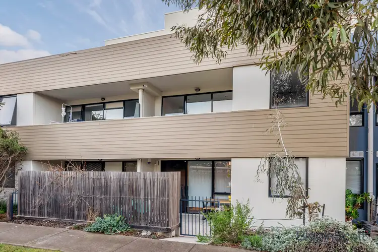 30/8 Crefden Street, Maidstone VIC 3012