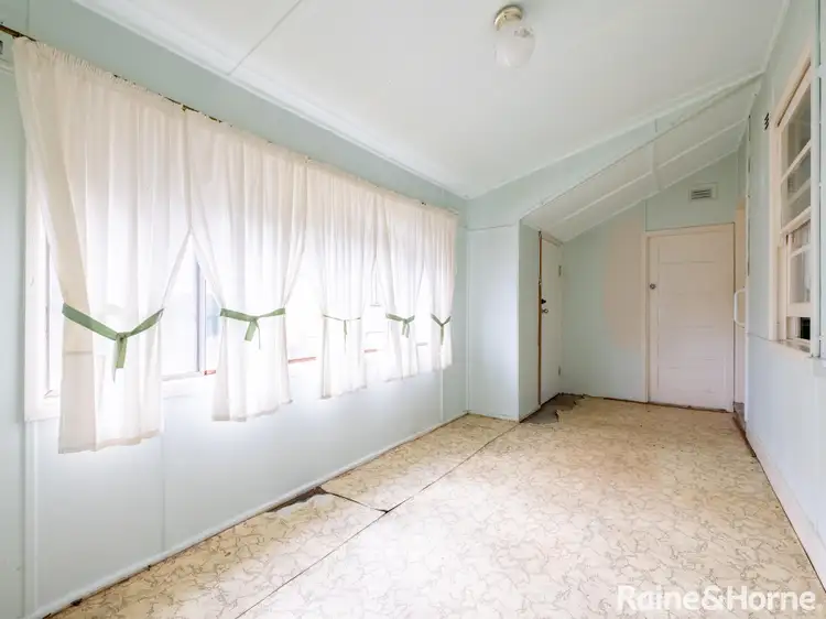Sixth view of Homely house listing, 243 Peel Street, West Bathurst NSW 2795