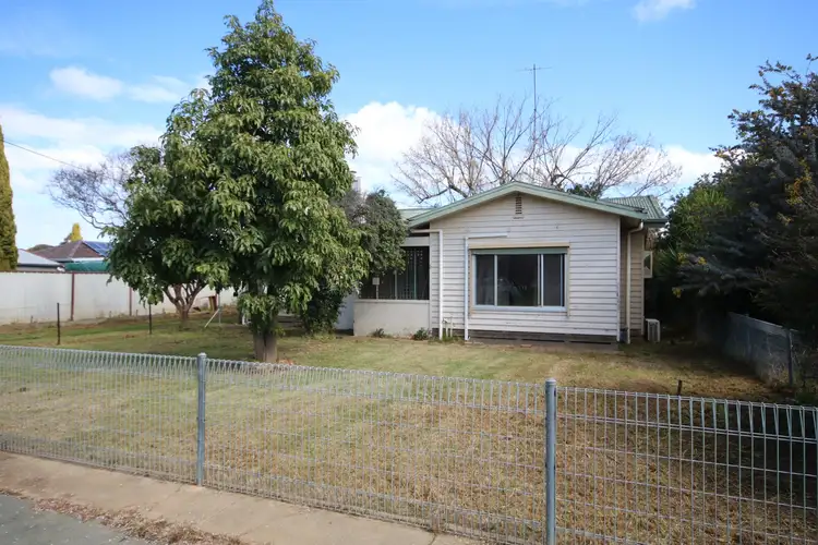6 Hopetoun Street, Rochester VIC 3561
