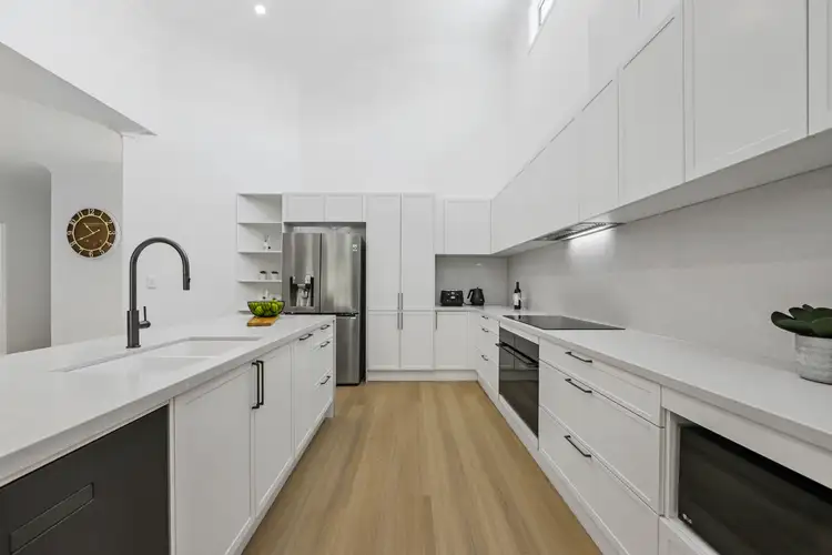 Sixth view of Homely house listing, 19 Healy Court, Mudgeeraba QLD 4213