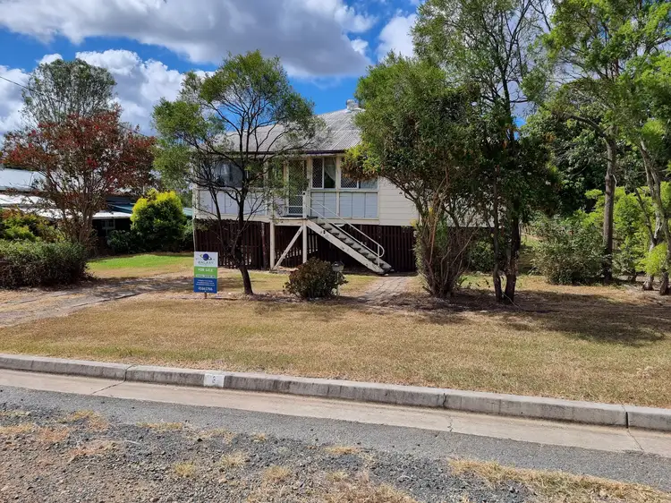 3 Bell St, Monto QLD 4630