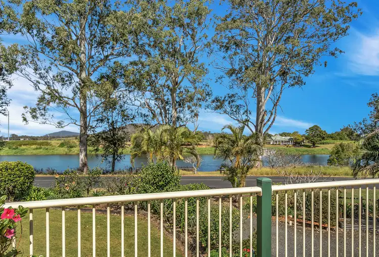 1068 South Arm Road