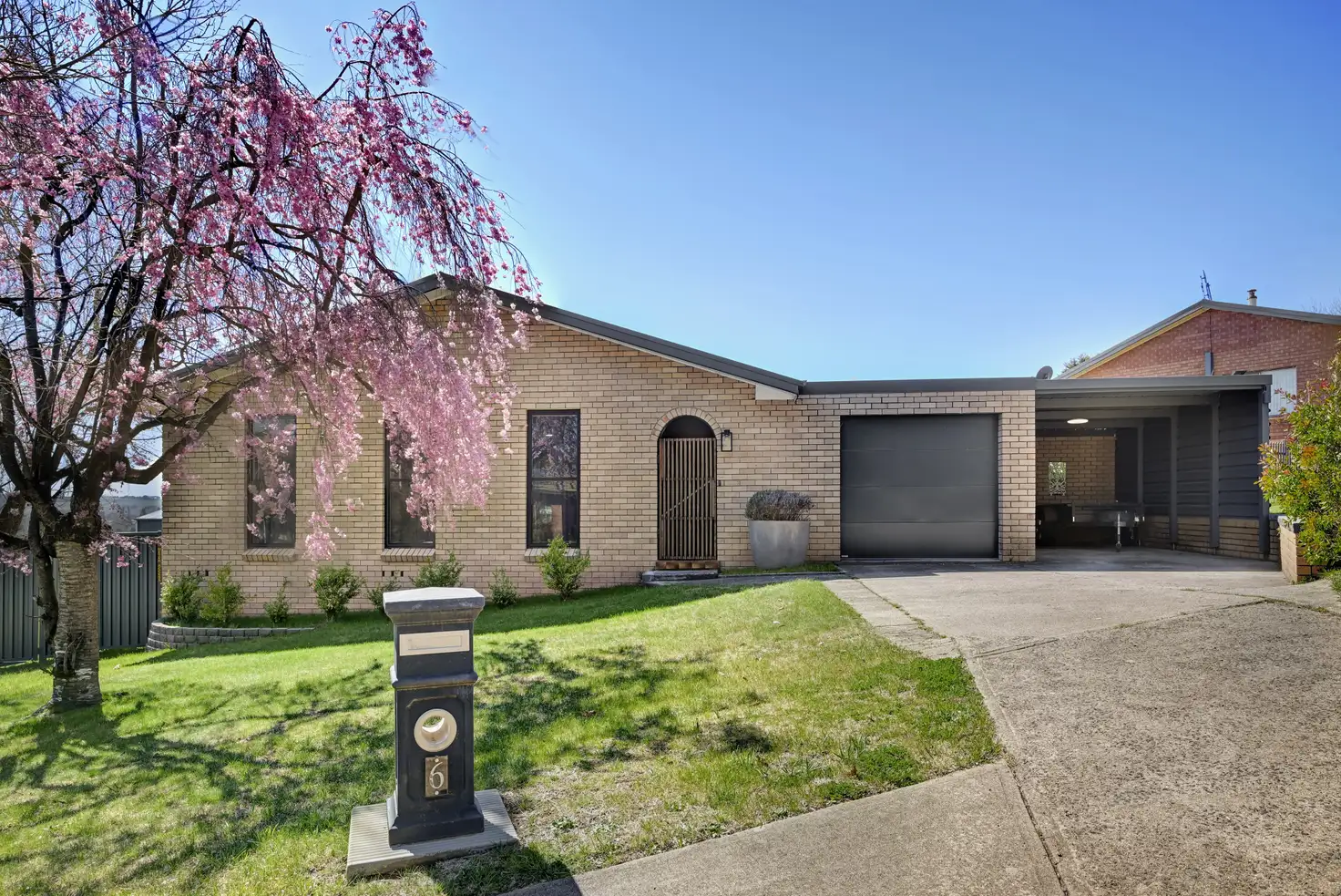 Main view of Homely house listing, 6 Tumulla Place, Blayney NSW 2799